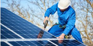 Installation Maintenance Panneaux Solaires Photovoltaïques à Savigny-en-Terre-Plaine